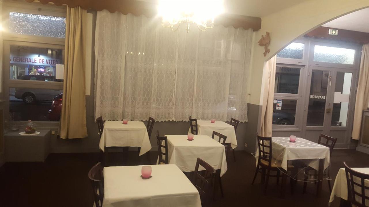 Hotel De La Cloche Sp 兰斯 外观 照片