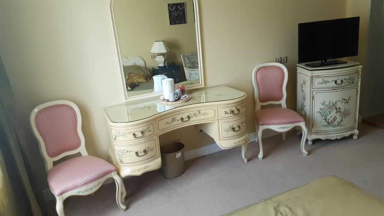 Hotel De La Cloche Sp 兰斯 外观 照片